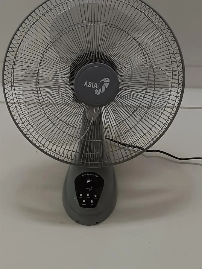 Khách hàng review Quạt treo tường Asia 3 cánh L16006-XV0 55W 3