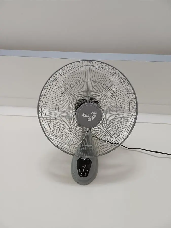 Khách hàng review Quạt treo tường Asia 3 cánh L16006-XV0 55W 4