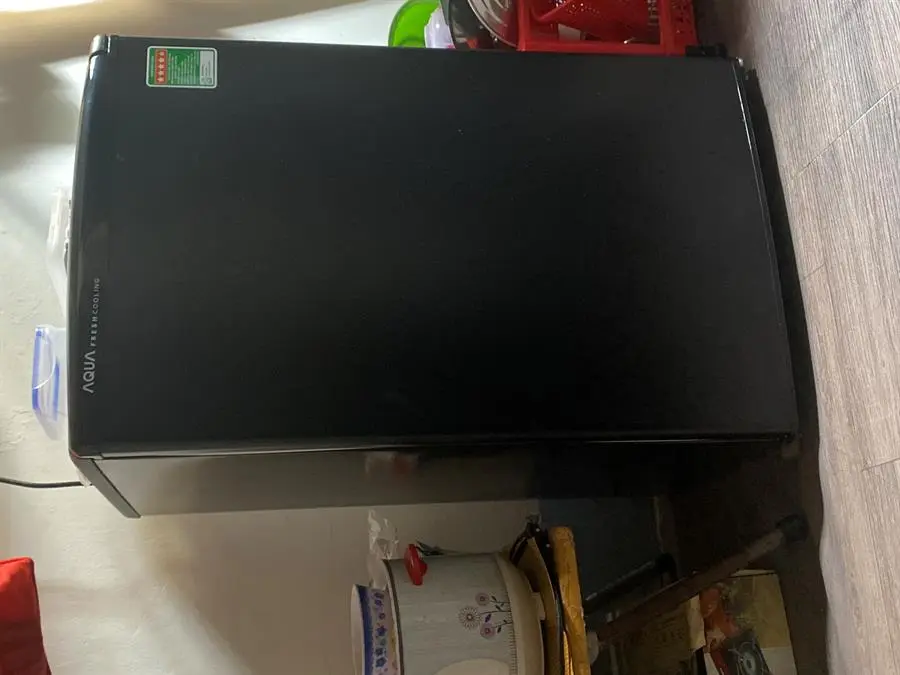 Khách hàng review Tủ lạnh Aqua 90 lít AQR-D99FA(BS) 40