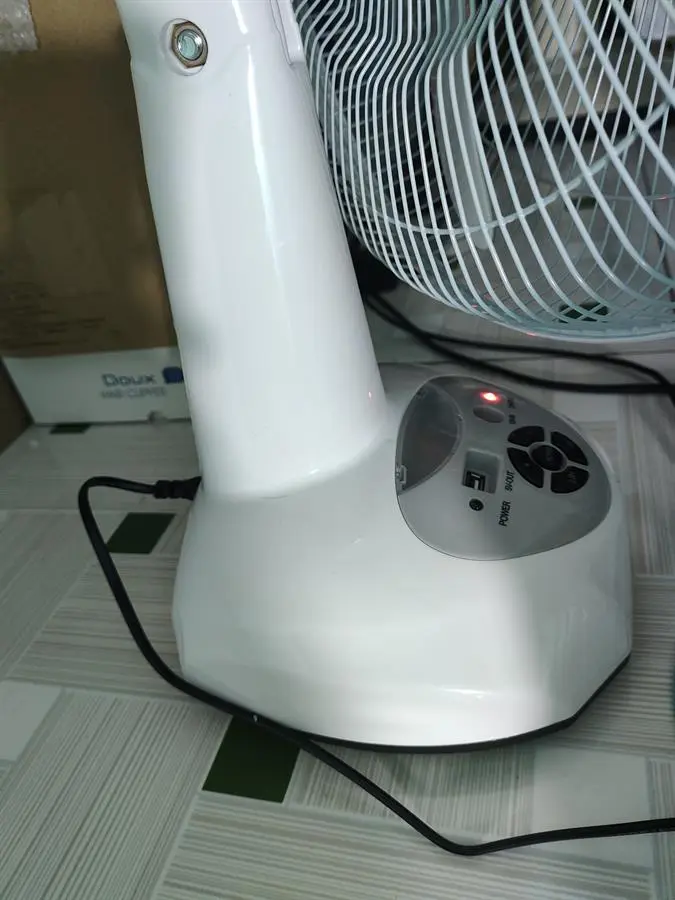 Khách hàng review Quạt sạc điện Kangaroo KG735 11