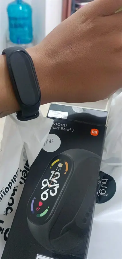 Khách hàng review Vòng đeo tay thông minh Mi Band 7 Đen 30