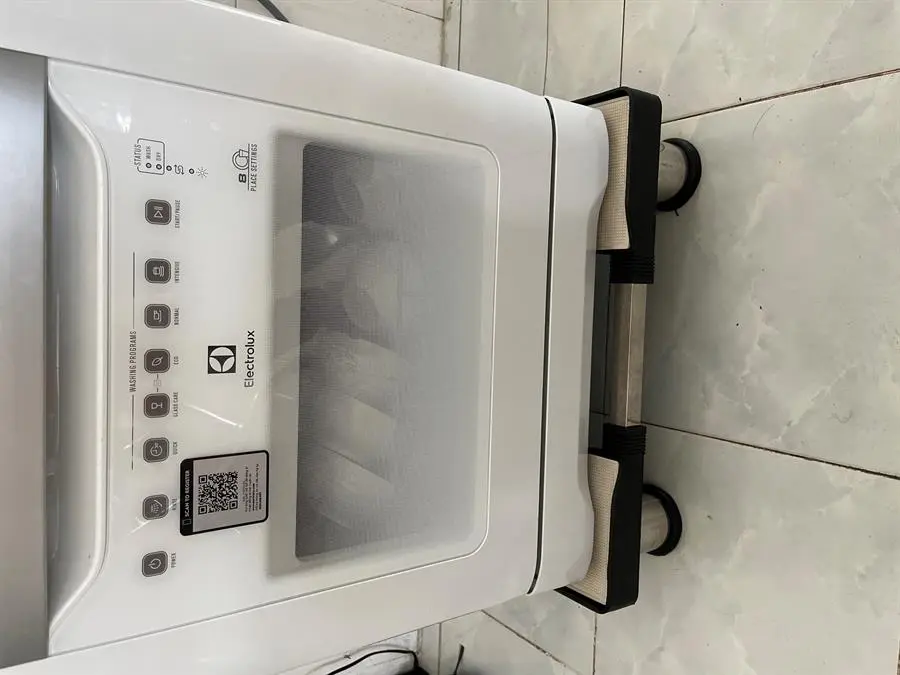 Khách hàng review Máy rửa chén mini Electrolux ESF6010BW 36