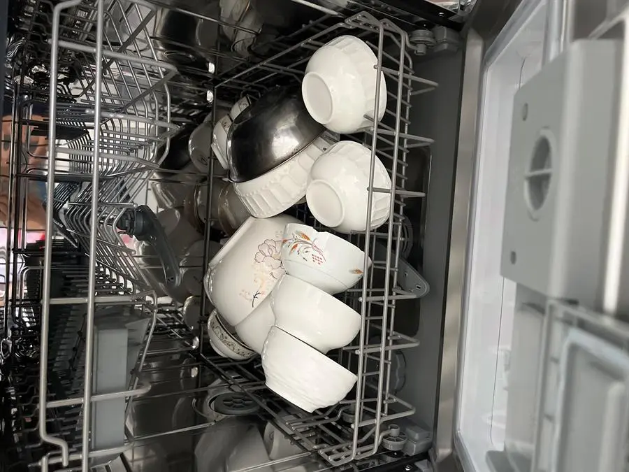 Khách hàng review Máy rửa chén mini Electrolux ESF6010BW 37