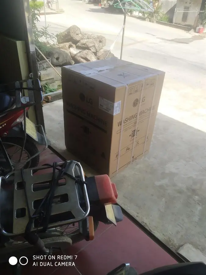 Khách hàng review Máy giặt LG AI DD Inverter 10 kg FV1410S5W 7