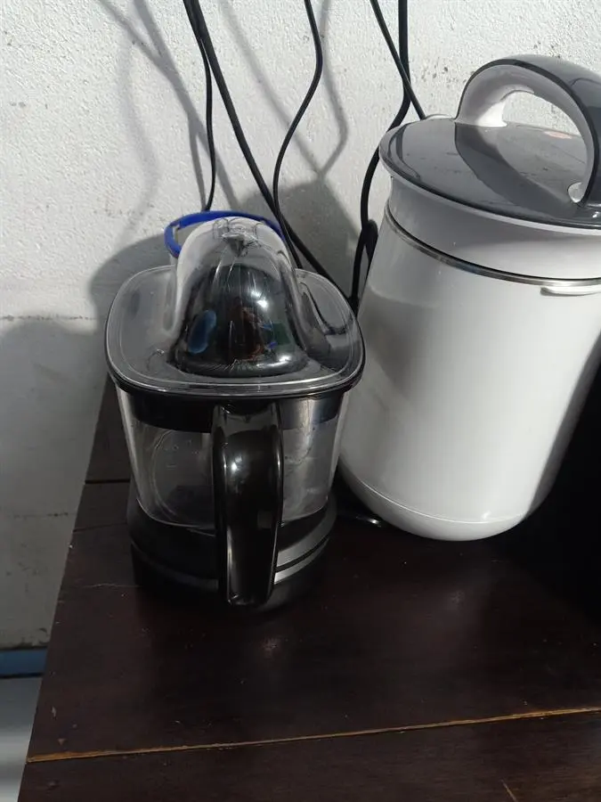 Khách hàng review Máy vắt cam AVA 40W D-8026A 6