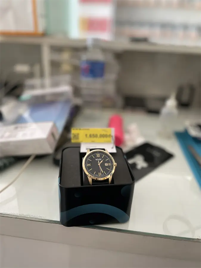Khách hàng review Đồng hồ MVW 40 mm Nam ML070-01 5
