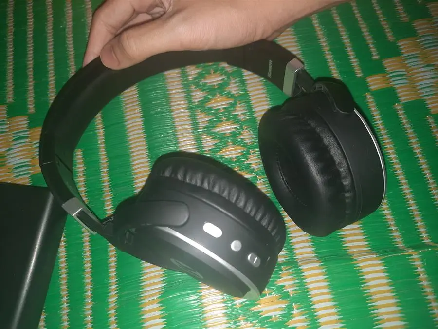 Khách hàng review Tai nghe Bluetooth Chụp Tai Kanen K6 7