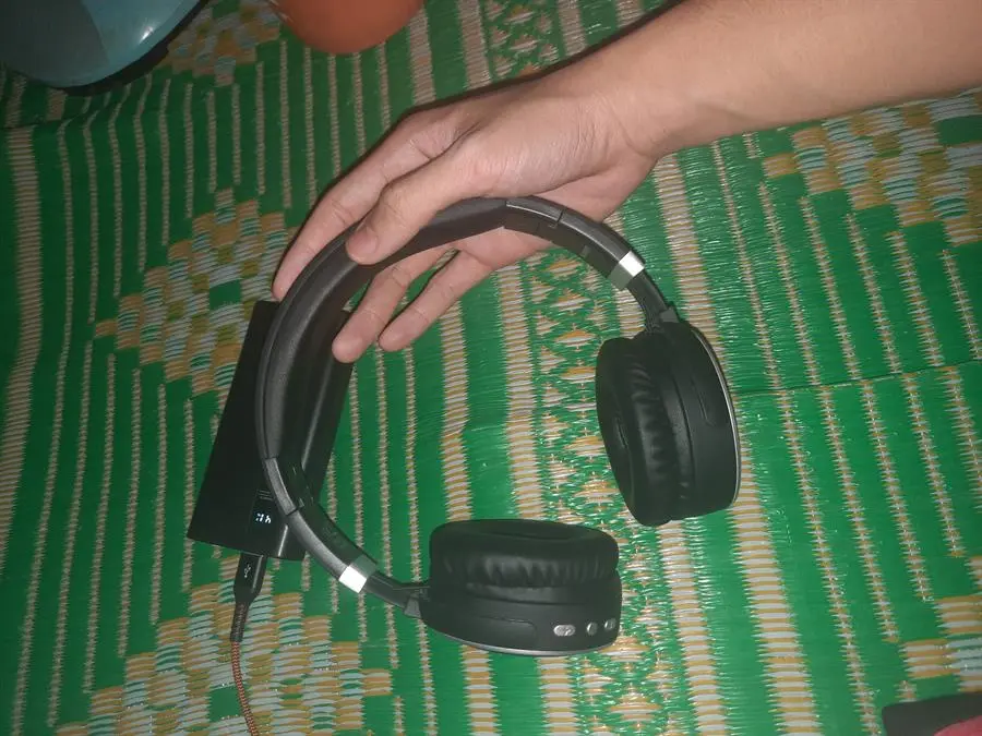 Khách hàng review Tai nghe Bluetooth Chụp Tai Kanen K6 8