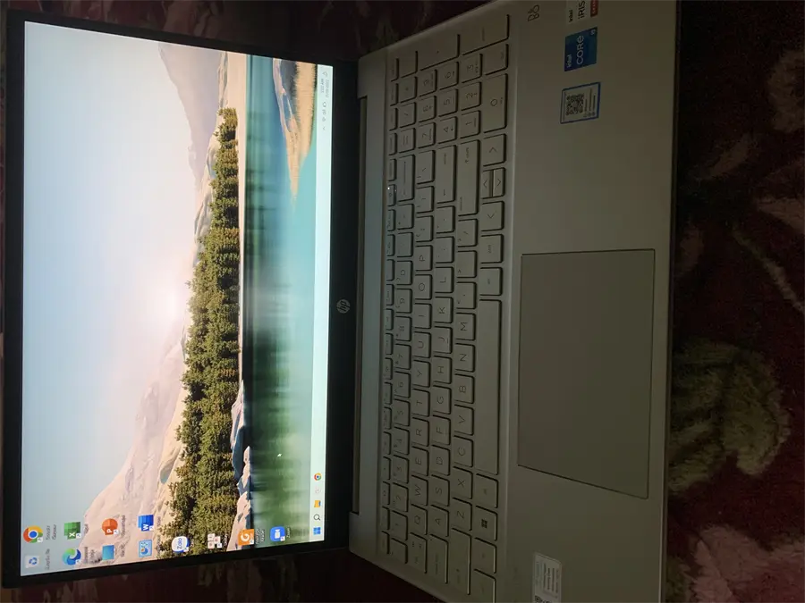 Khách hàng review Laptop HP Pavilion 15 eg2056TU i5 1240P/8GB/512GB/Win11 (6K786PA) 3