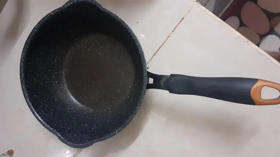 Khách hàng review Chảo nhôm sâu chống dính vân đá đáy từ 20 cm Kangaroo KG662XS 8