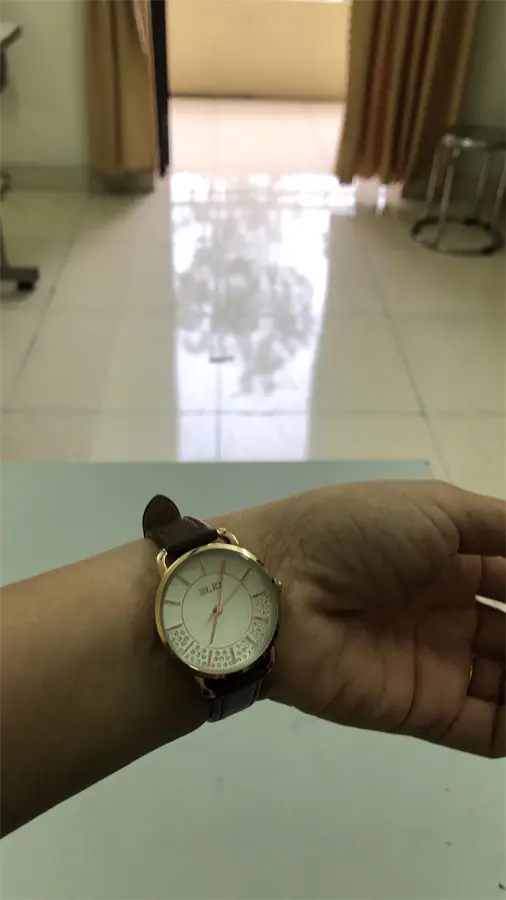 Khách hàng review Đồng hồ ELIO 35.2 mm Nữ EL005-01 1