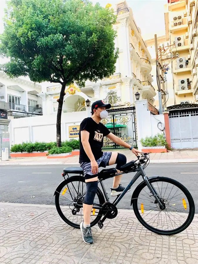 Khách hàng review Xe Đạp Đường Phố Touring Giant Escape 2 City Disc (2022) 700C Size S 1