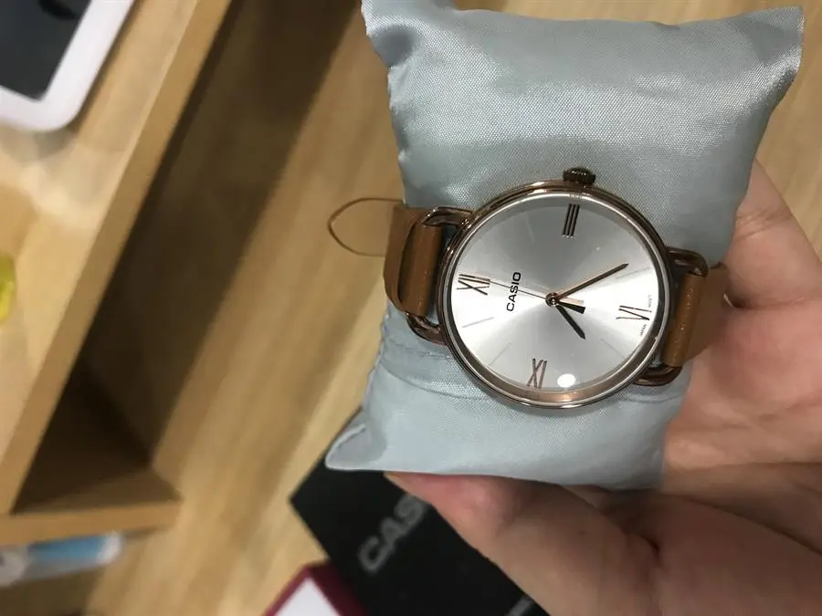 Khách hàng review Đồng hồ CASIO Timeless 34 mm Nữ LTP-E414RL-5ADF 2