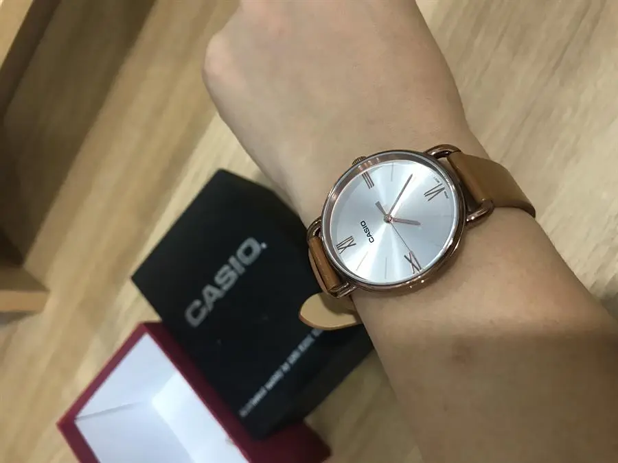 Khách hàng review Đồng hồ CASIO Timeless 34 mm Nữ LTP-E414RL-5ADF 3