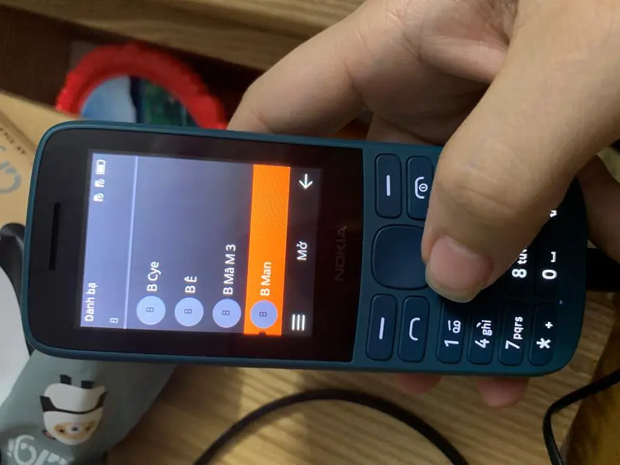 Khách hàng review Điện thoại Nokia 215 4G 20