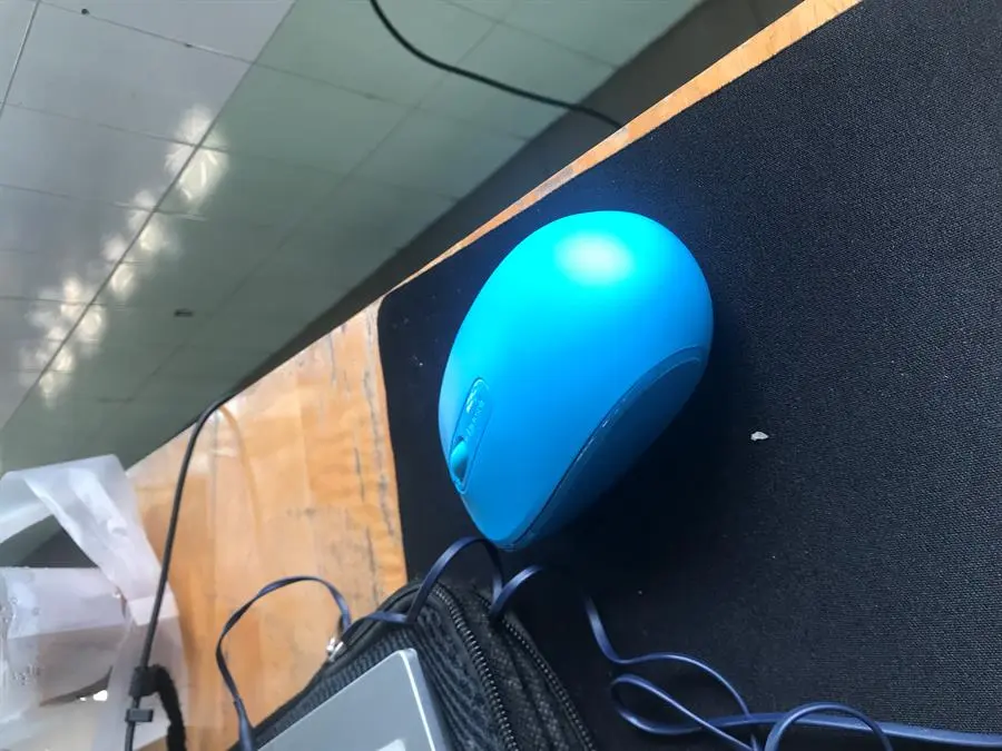 Khách hàng review Chuột Không dây Microsoft 1850 4