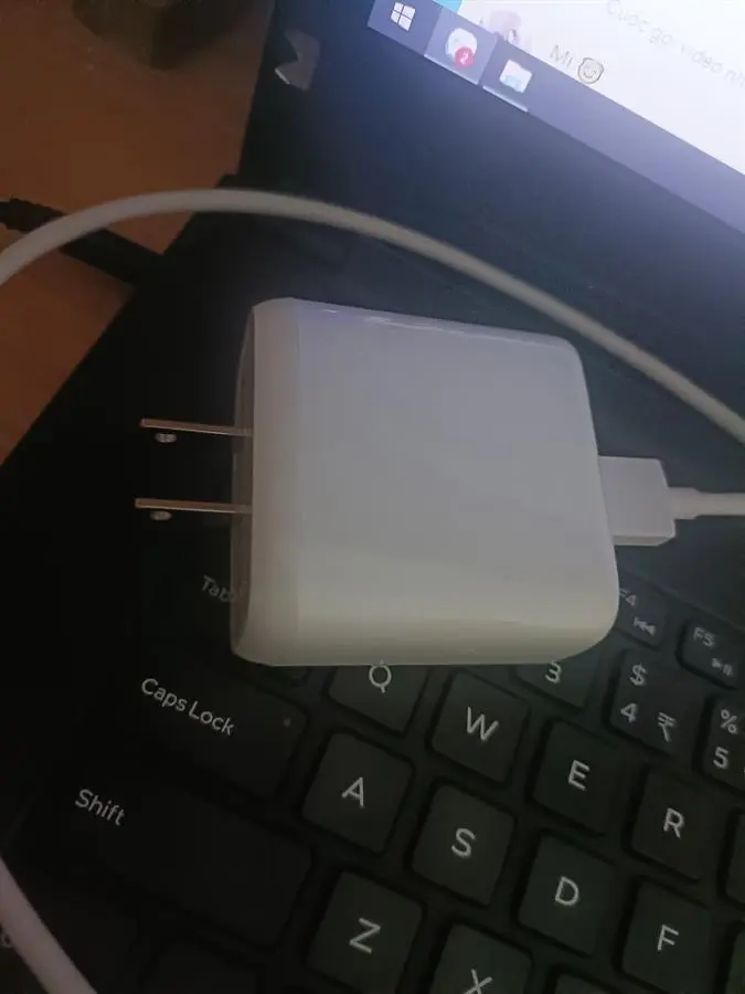 Khách hàng review Adapter Sạc SuperVOOC 65W OPPO VCA7JAUH 3