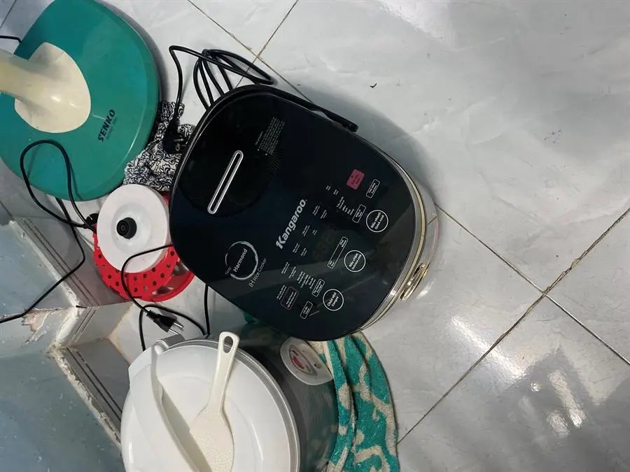 Khách hàng review Nồi cơm cao tần Kangaroo 1.8 lít KG599N 17