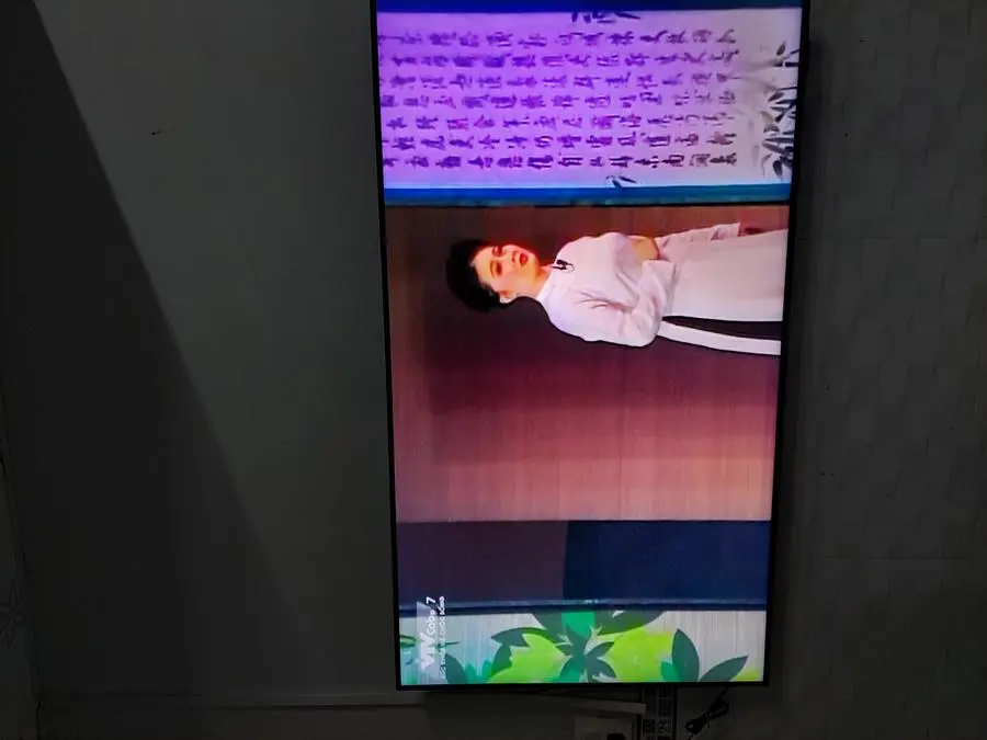 Khách hàng review Smart Tivi QLED Samsung 4K 55 inch QA55Q65A 21