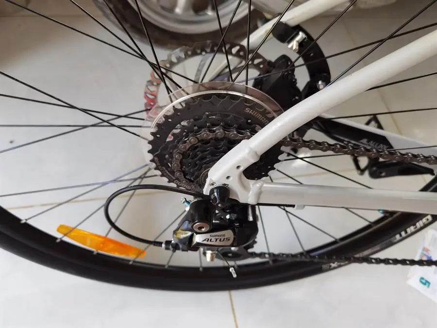 Khách hàng review Xe đạp đường phố Touring Giant ESCAPE 2 DISC 29 inch Size S 1