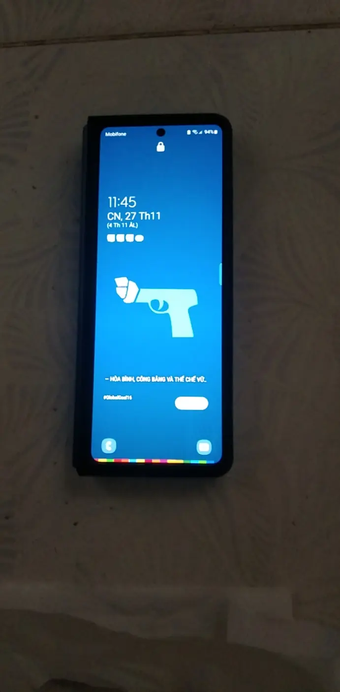 Khách hàng review Điện thoại Samsung Galaxy Z Fold3 5G 512GB 1