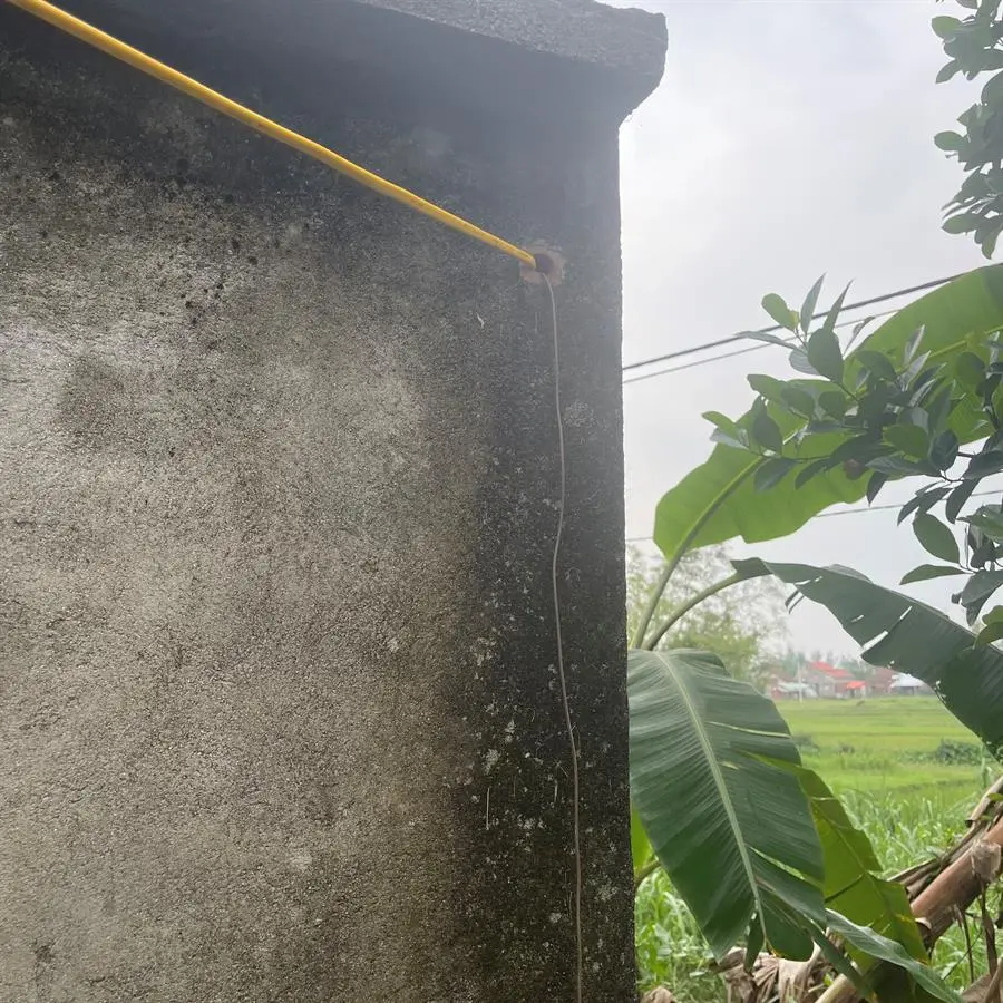 Khách hàng review Máy nước nóng trực tiếp Ariston 4500W AURES PREMIUM  4.5P 11