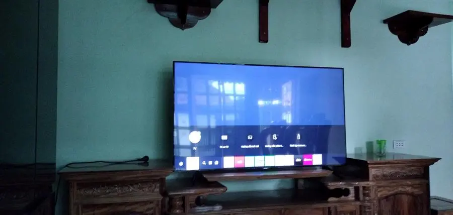 Khách hàng review Smart Tivi Samsung 4K Crystal UHD 55 inch UA55AU7200 7