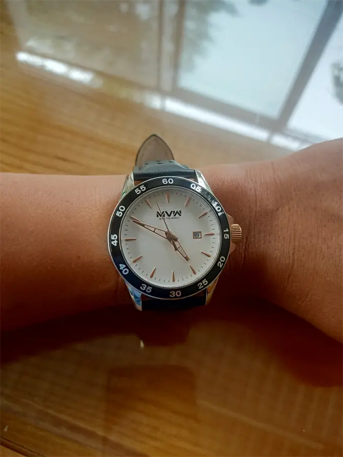 Khách hàng review Đồng hồ MVW 42 mm Nam ML038-01 3