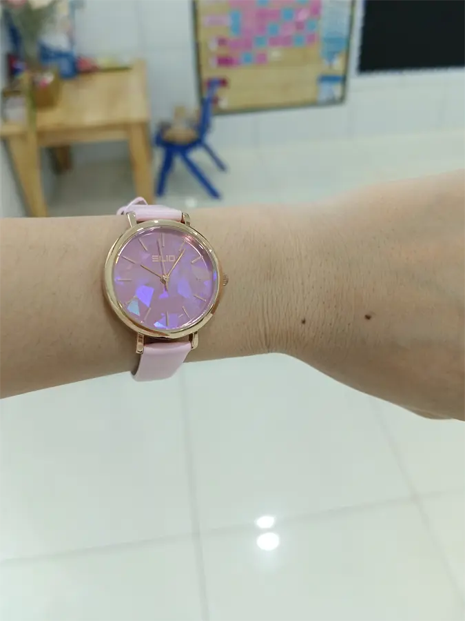 Khách hàng review Đồng hồ ELIO 30 mm Nữ EL084-01 1