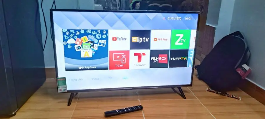 Khách hàng review Smart Tivi FFalcon 40 inch 40SF1 2