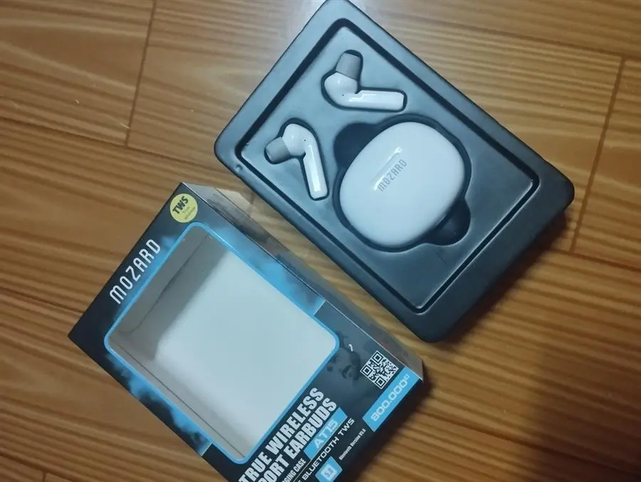 Khách hàng review Tai nghe Bluetooth True Wireless Mozard AT15 9