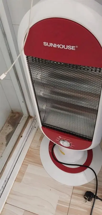 Khách hàng review Quạt sưởi hồng ngoại Sunhouse SHD7022 6