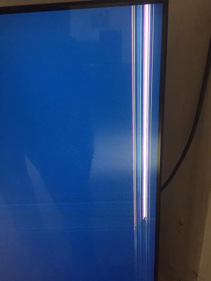 Khách hàng review Smart Tivi Samsung 4K Crystal UHD 55 inch UA55AU7200 4