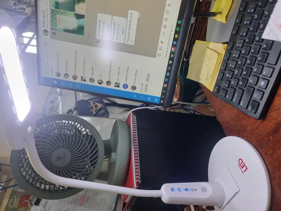 Khách hàng review Đèn bàn học Điện Quang ĐQ LDL04 3