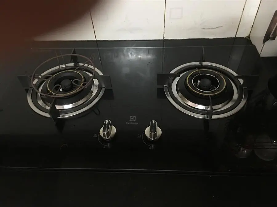 Khách hàng review Bếp ga âm Electrolux EHG723BA 11