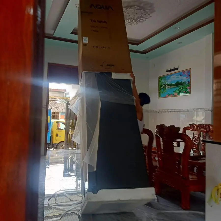 Khách hàng review Tủ lạnh Aqua Inverter 524 lít AQR-SW541XA(BL) 2