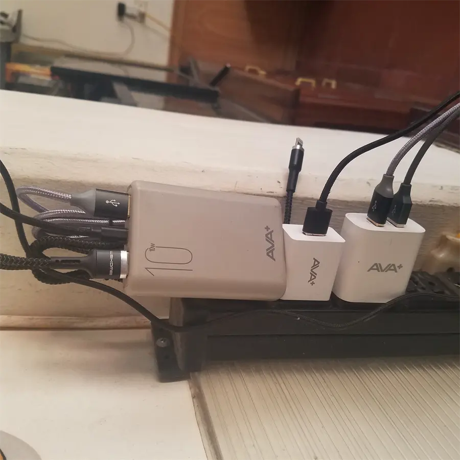 Khách hàng review Sạc USB 12W AVA  ASUC01 11