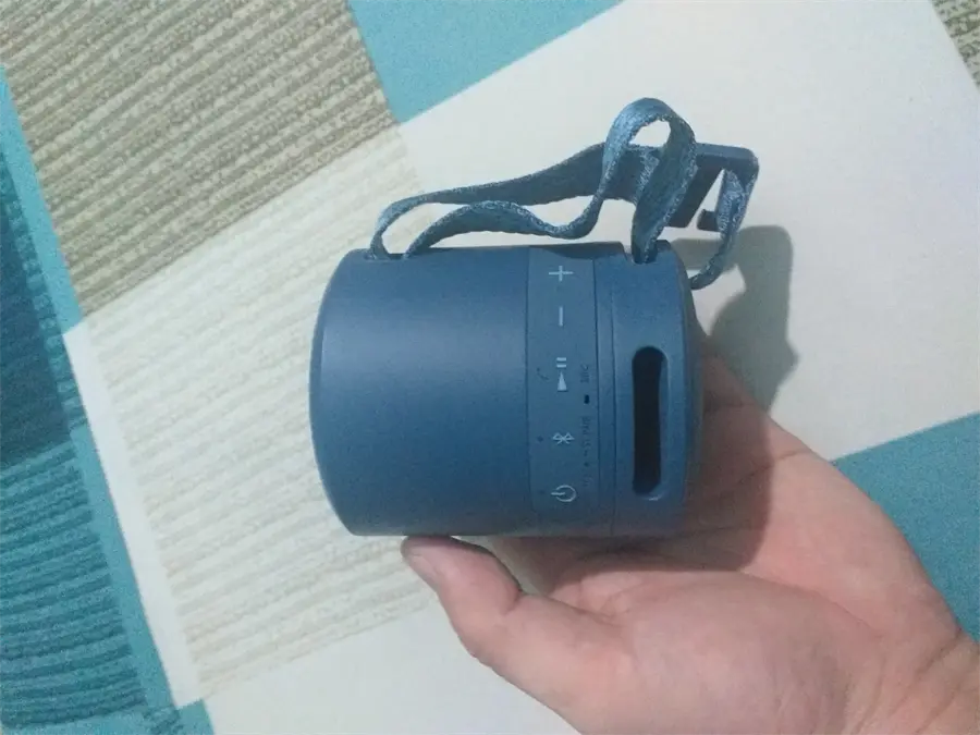 Khách hàng review Loa Bluetooth Sony SRS-XB13 8