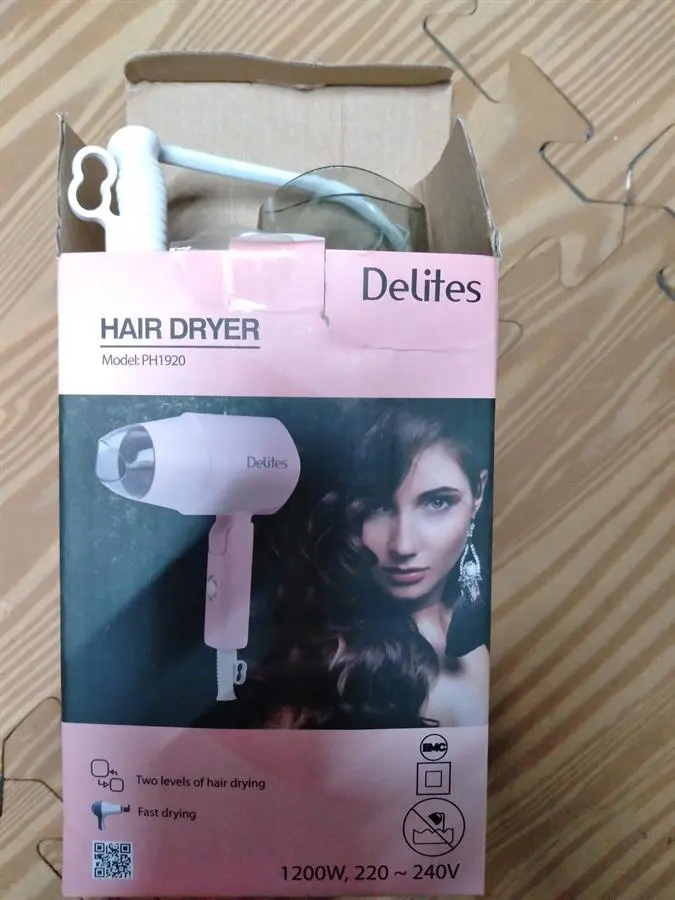 Khách hàng review Máy sấy tóc Delites PH1920 4