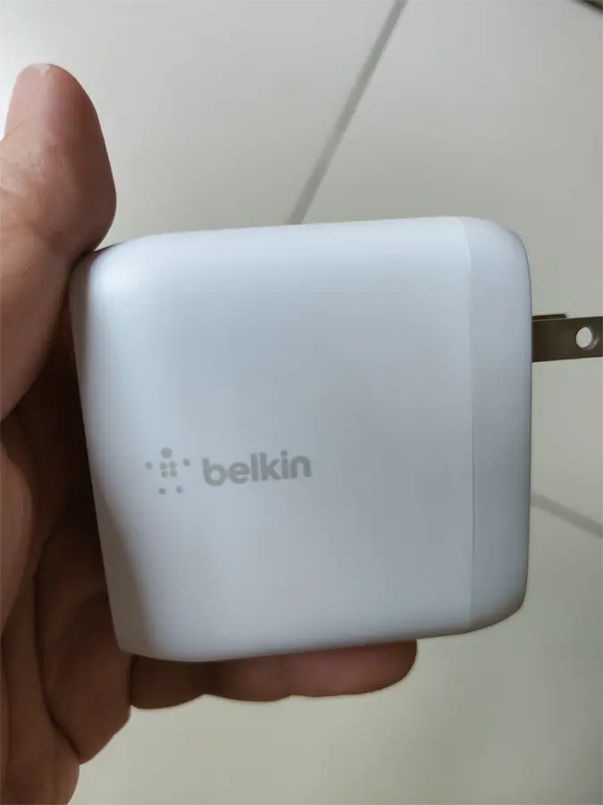 Khách hàng review Adapter sạc 2 cổng Type C PD 68W GaN Belkin WCH003 3