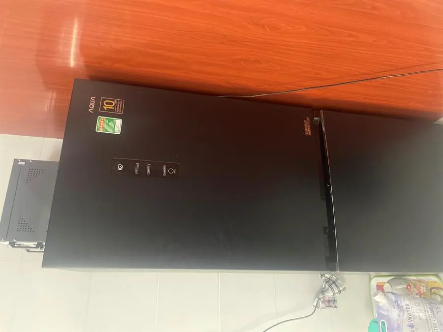 Khách hàng review Tủ lạnh Aqua Inverter 260 lít AQR-I298EB BS 7
