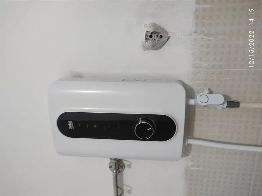 Khách hàng review Máy nước nóng trực tiếp Beko 4500W BWI45S2N-213 1