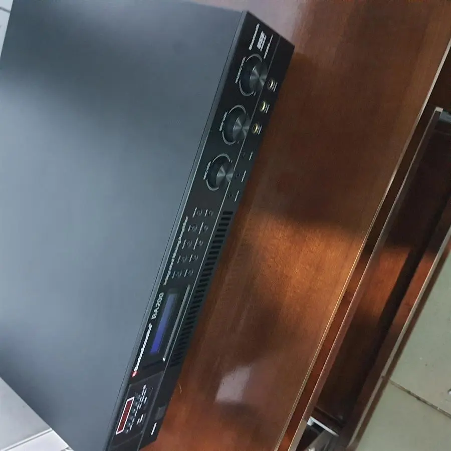 Khách hàng review Amply Boston Acoustics BA200 400W 1