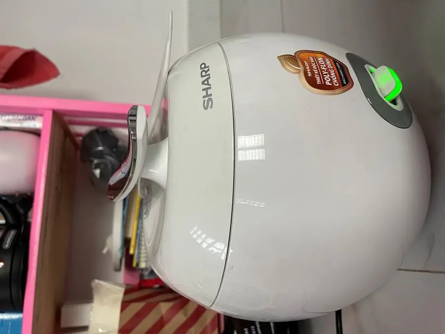 Khách hàng review Nồi cơm điện Sharp 0.72 lít KS-A08V-WH Trắng 3