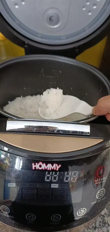 Khách hàng review Nồi cơm điện tử Hommy 1.8 lít JS-E50C 5