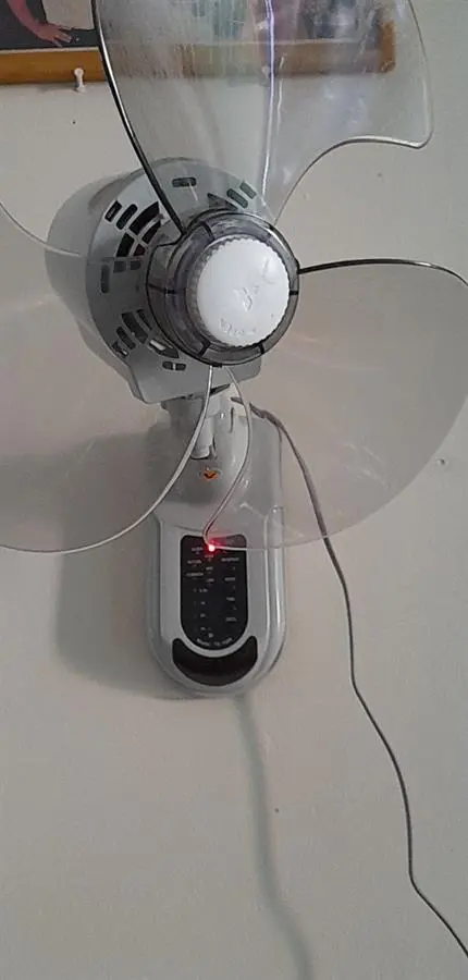 Khách hàng review Quạt treo tường Lifan 3 cánh TE-1688 50W 8