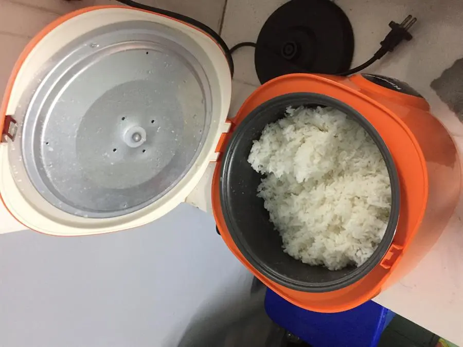 Khách hàng review Nồi cơm nắp gài Kangaroo 1.2 lít KG826S 10