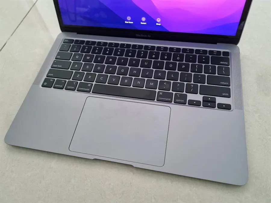 Khách hàng review Laptop Apple MacBook Air 13 inch M1 2020 8-core CPU/16GB/512GB/8-core GPU 2