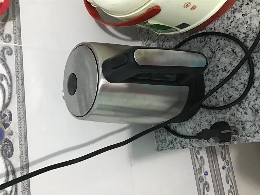 Khách hàng review Bình đun siêu tốc Delites 1.7 lít ST17S03 5
