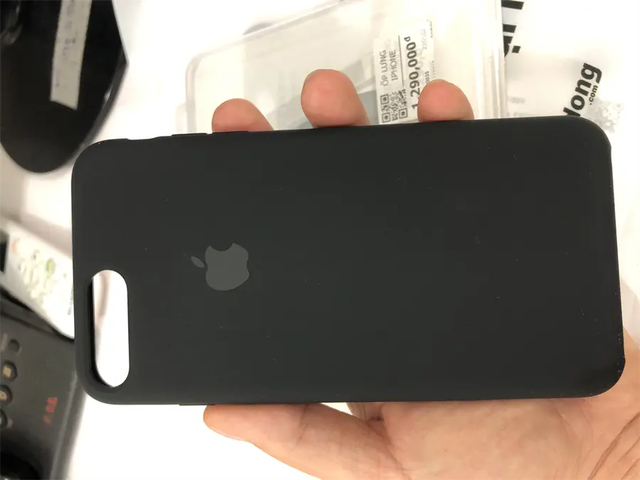 Khách hàng review Ốp lưng iPhone 7 Plus/ 8 Plus Silicone Apple MQGW2 Chính hãng 3